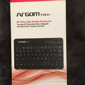 Ultra Slim mobile keyboard Argom Tech